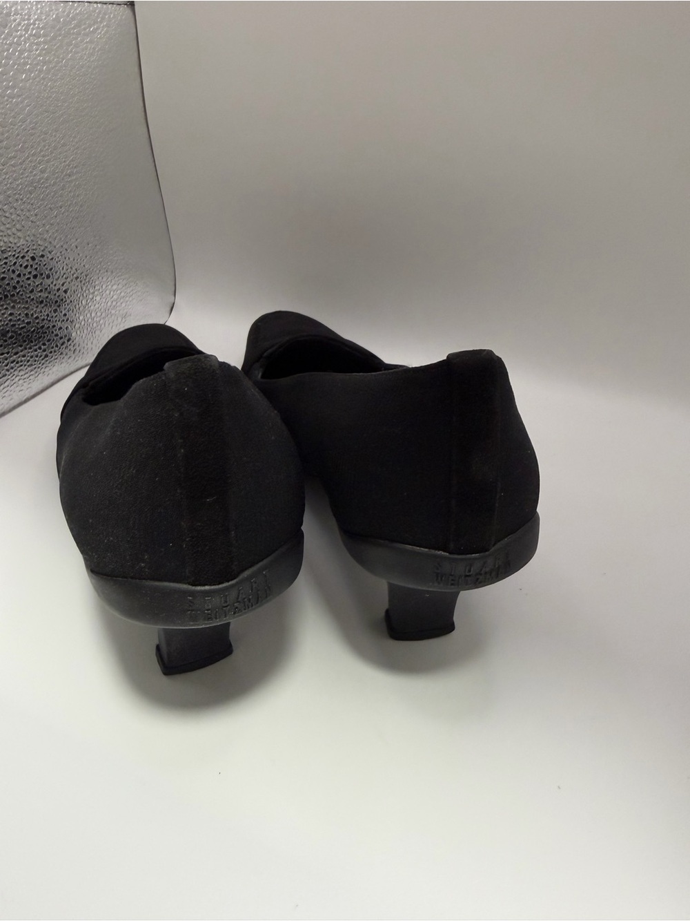 Vintage Stuart Weitzman Black Pumps Loafer Style Kitten Heel Size 9.5 Classic - Picture 6 of 7